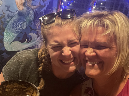 After the hot springs we stopped at the Mauna Loa Macadamia nut farm for some free samples and a walk around the garden, checked into our next Airbnb and went up for dinner. After dinner we hunted up another kava bar after Laura said she had the best sleep she had ever had the night before and was willing to give it another go no matter what it tasted like.